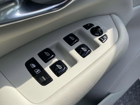 New 2026 Volvo XC90 B6 Ultra w/ Protection Package Premier image 7