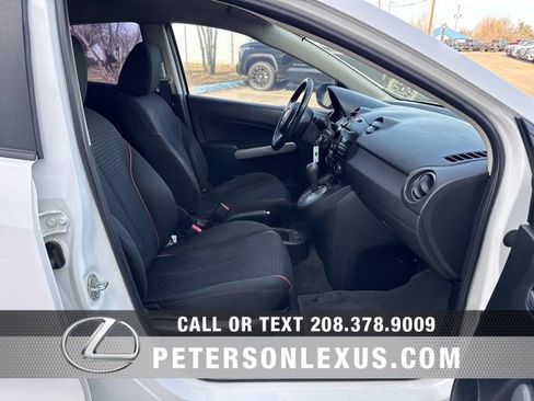 Used 2014 MAZDA MAZDA2 Touring image 12