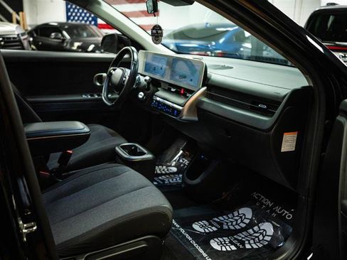 Used 2024 Hyundai Ioniq 5 SE image 12