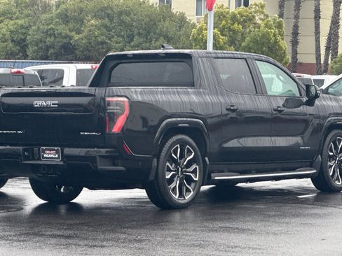 New 2025 GMC Sierra EV Denali image 5