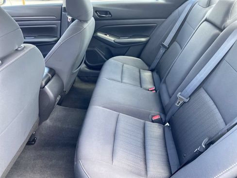 Used 2025 Nissan Altima 2.5 SV FWD image 20