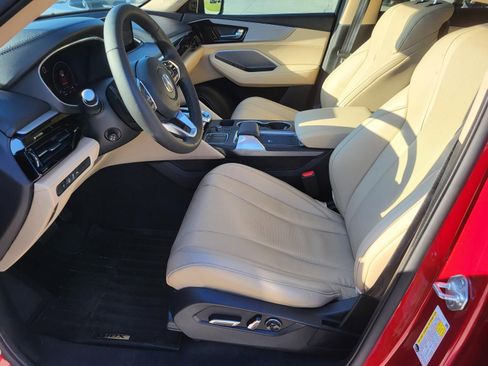 Used 2023 Acura MDX SH-AWD w/ Technology Package image 18