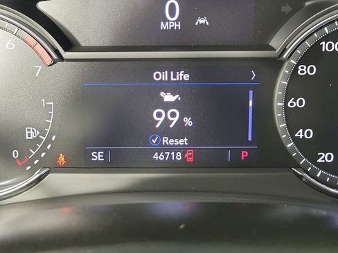 Used 2021 Cadillac XT4 Sport w/ Enhanced Visibility Package FWD image 24