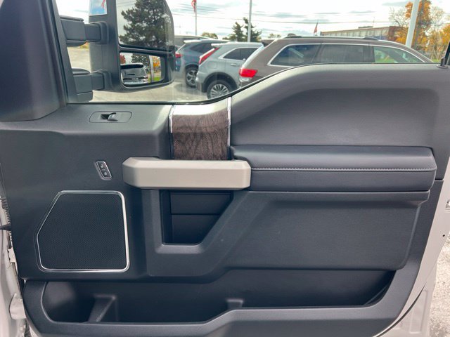 Used 2018 Ford F350 Lariat w/ Lariat Ultimate Package AWD/4WD image 10