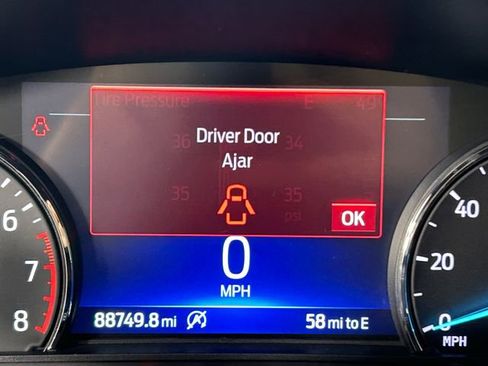 Used 2020 Ford Explorer XLT w/ Comfort Package image 19