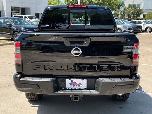 New 2026 Nissan Frontier SV w/ SV Convenience Package RWD image 6