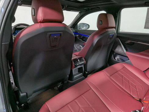 New 2026 BMW i5 eDrive40 image 30