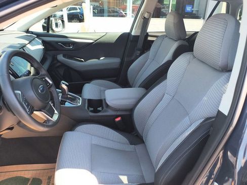 Certified 2025 Subaru Outback Premium AWD/4WD image 17