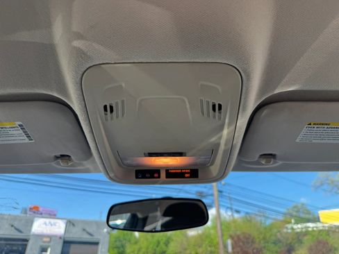 Used 2018 Chevrolet Cruze LS image 12