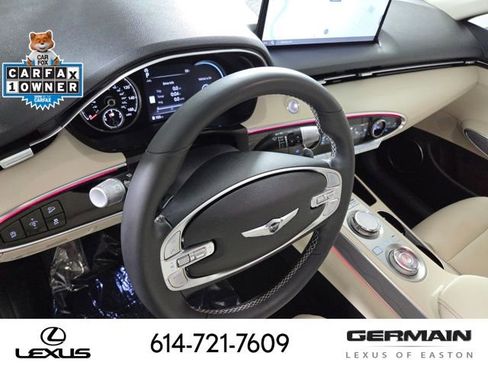 Used 2023 Genesis GV70 2.5T w/ Advanced Package AWD/4WD image 18