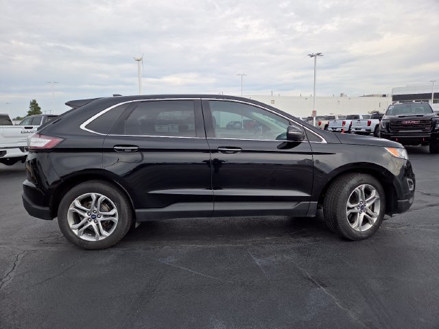 Used 2018 Ford Edge Titanium w/ Equipment Group 301A AWD/4WD image 16