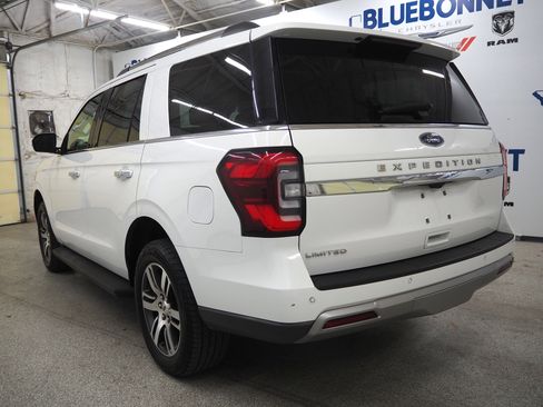 Used 2024 Ford Expedition Limited image 8