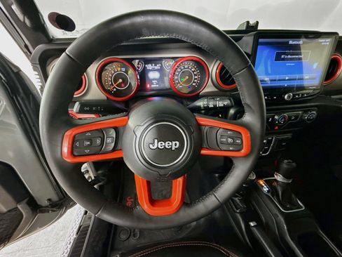 Used 2018 Jeep Wrangler Unlimited Sport S AWD/4WD image 11