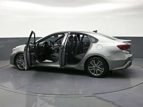 Used 2022 Kia Forte GT-Line w/ GT-Line Premium Package image 35