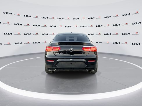Used 2019 Mercedes-Benz GLC 300 4MATIC Coupe image 7