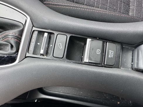 Used 2024 Honda HR-V Sport image 25