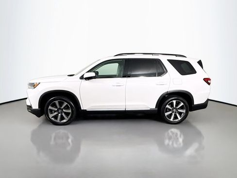 Used 2025 Honda Pilot Elite image 8