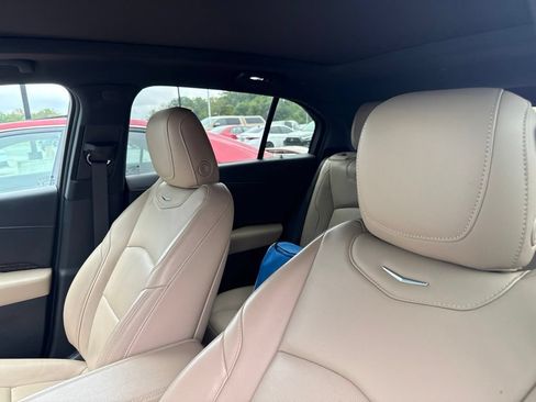 Used 2024 Cadillac XT4 Premium Luxury AWD/4WD image 14