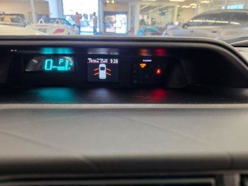 Used 2013 Toyota Prius C One FWD image 21