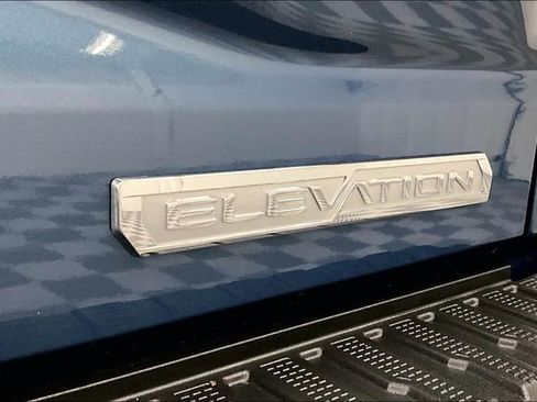 Used 2024 GMC Sierra 1500 Elevation w/ LPO, Elevation Black Package AWD/4WD image 9
