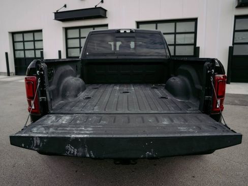 Used 2025 RAM 3500 Laramie image 8