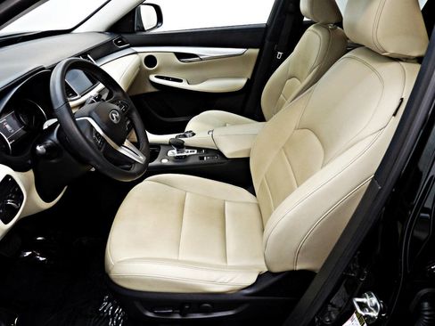 Used 2021 INFINITI QX50 Luxe image 8