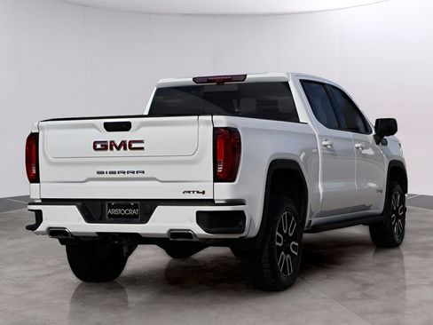 Used 2023 GMC Sierra 1500 AT4 w/ AT4 Premium Package AWD/4WD image 7