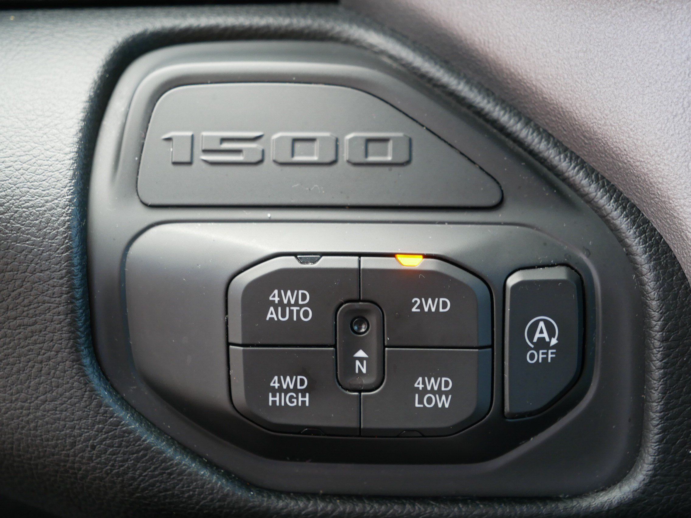 Used 2022 RAM 1500 Laramie w/ G/T Package AWD/4WD image 33