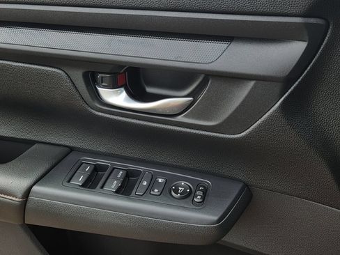 Used 2025 Honda CR-V Sport image 17