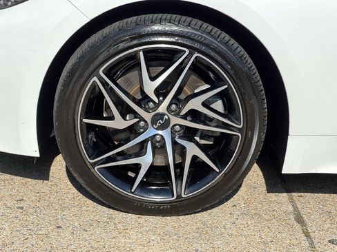 Used 2023 Kia Stinger GT-Line w/ Sun & Sound Package AWD/4WD image 25