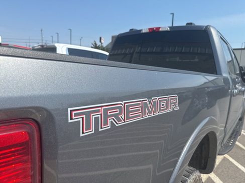 Used 2022 Ford F250 Platinum w/ Tremor Off-Road Package image 6