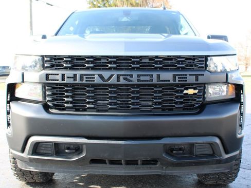 Used 2021 Chevrolet Silverado 1500 W/T w/ WT Convenience Package AWD/4WD image 2