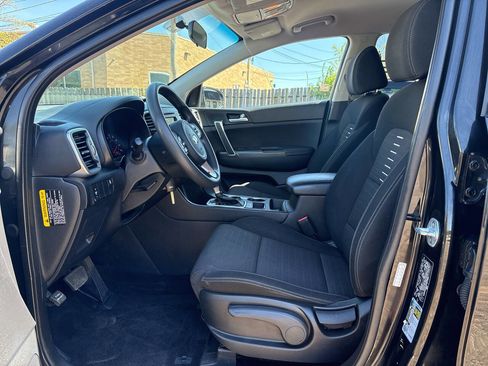 Used 2018 Kia Sportage LX AWD/4WD image 19