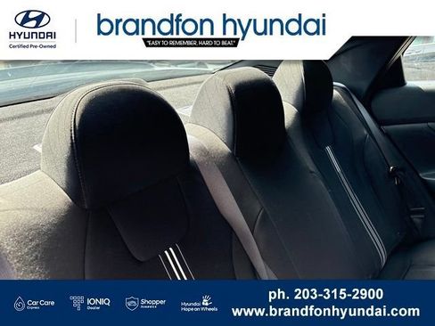Used 2025 Hyundai Elantra Sport FWD image 26