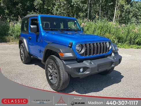 Used 2026 Jeep Wrangler Sport AWD/4WD image 1