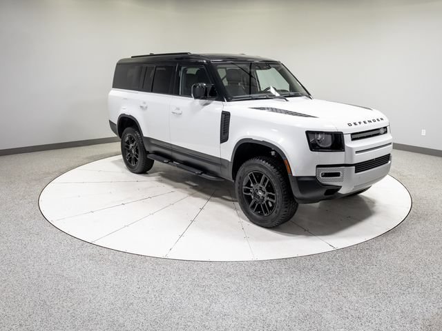 Used 2025 Land Rover Defender 130 S AWD/4WD image 31