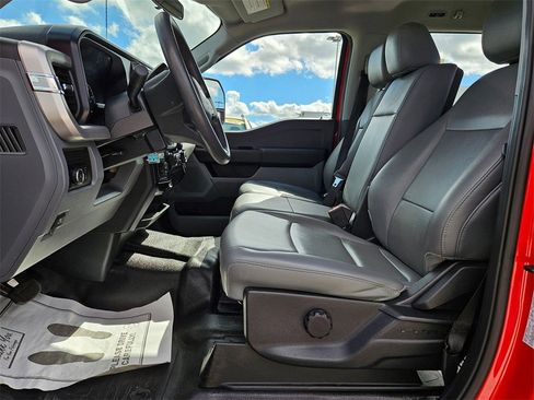 Used 2024 Ford F250 XL w/ Snow Plow Prep Package image 10