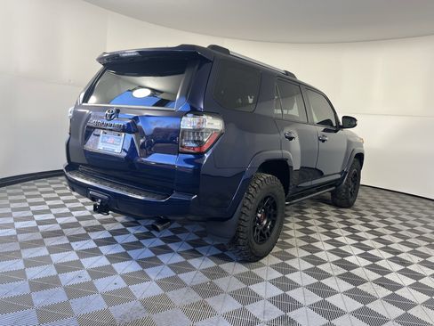 Used 2024 Toyota 4Runner SR5 Premium w/ SR5 Premium Package image 6