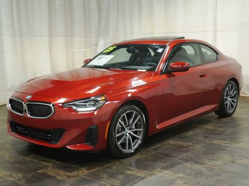 Used 2025 BMW 230i xDrive Coupe w/ Convenience Package AWD/4WD image 2