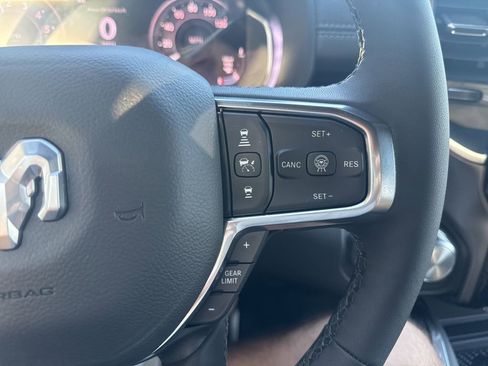 New 2026 RAM 1500 Laramie AWD/4WD image 22