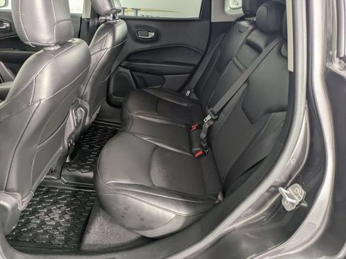 Used 2019 Jeep Compass Latitude AWD/4WD image 28