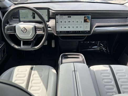 Used 2023 Rivian R1S Adventure Quad AWD/4WD image 9