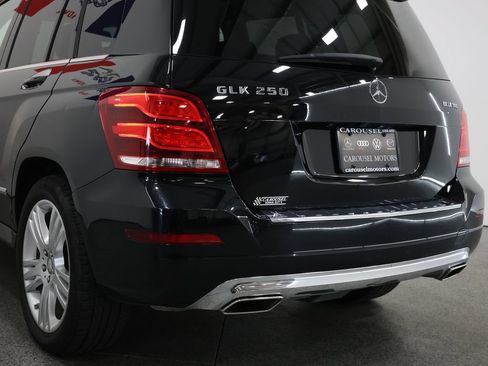Used 2015 Mercedes-Benz GLK 250 BlueTEC 4MATIC image 10