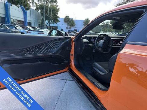 Used 2025 Dodge Charger Daytona R/T w/ Sun & Sound Package AWD/4WD image 22
