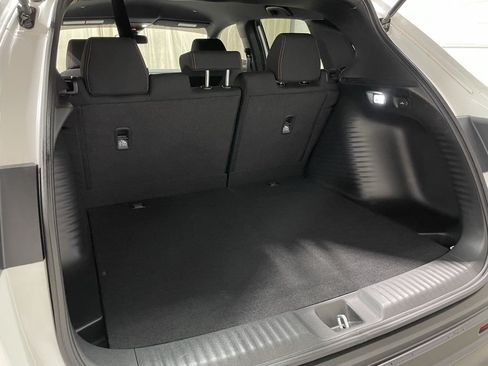 Used 2025 Honda HR-V Sport image 18