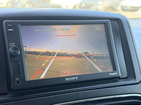 Used 2019 Dodge Grand Caravan SE w/ UConnect Hands-Free Group FWD image 23