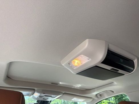 Used 2021 Toyota Sequoia Platinum RWD image 14