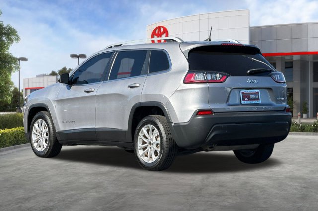 Used 2019 Jeep Cherokee Latitude w/ Popular Appearance Group FWD image 6