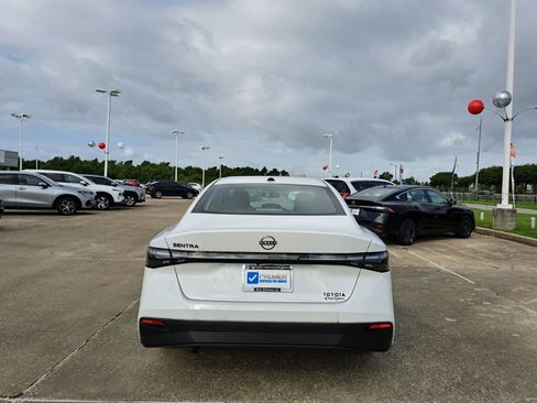 Used 2026 Nissan Sentra SV w/ SV Convenience Package FWD image 6