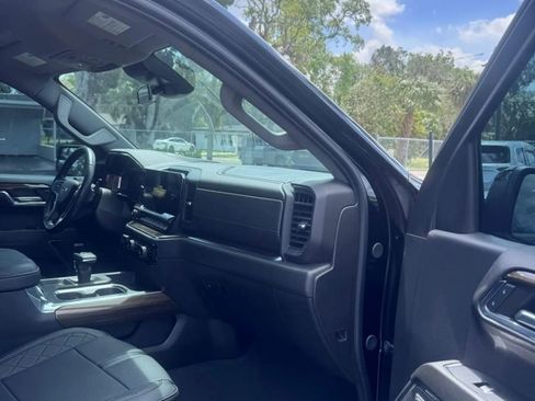 Used 2024 Chevrolet Silverado 1500 RST w/ Redline Edition RWD image 10
